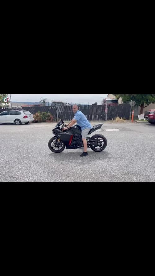 AE Kustomz motorcycle project 4