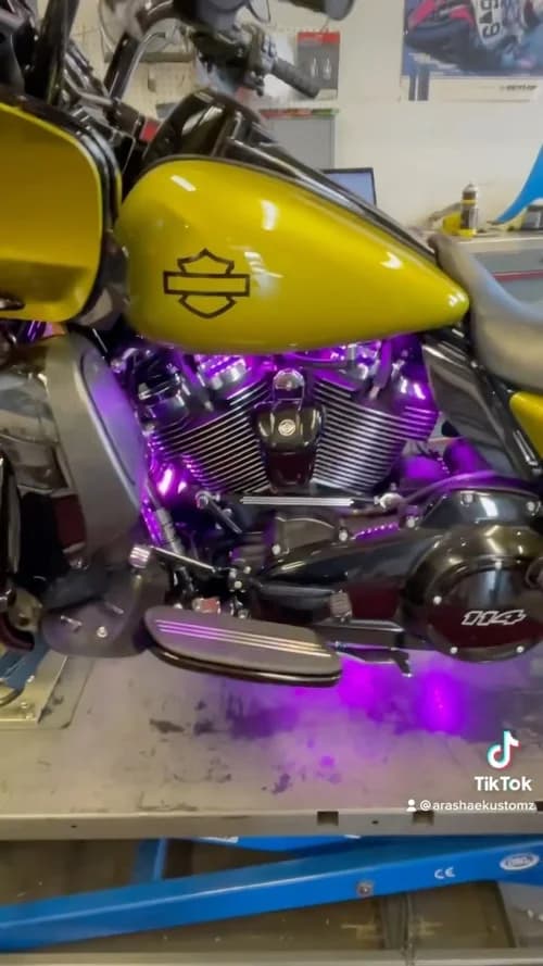 AE Kustomz motorcycle project 10