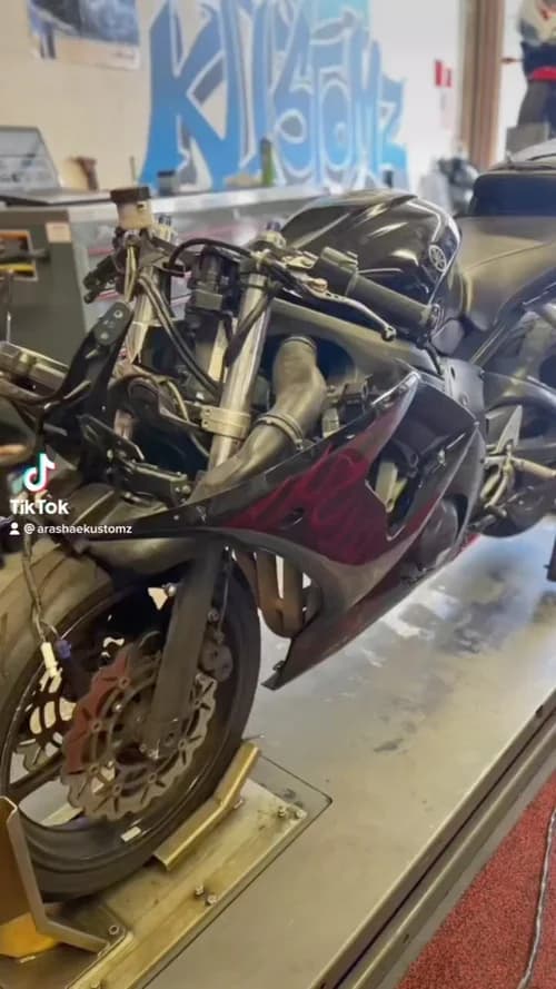 AE Kustomz motorcycle project 8